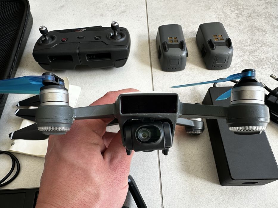 Dron Dji Spark combo