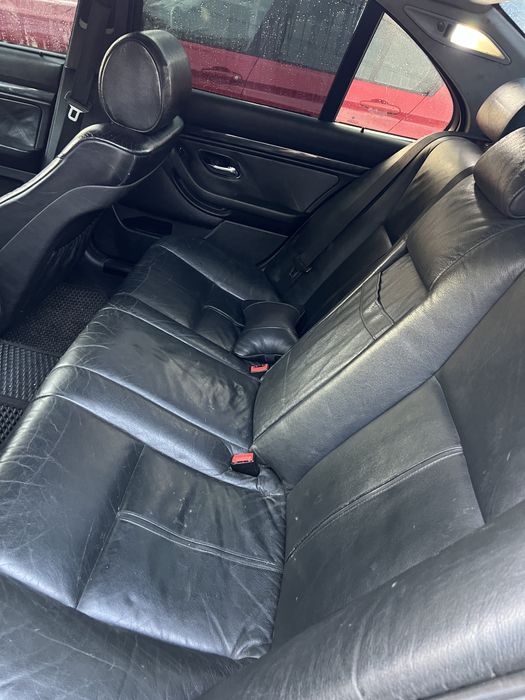 Продам БМВ е39 М57 3.0 дизель автомат