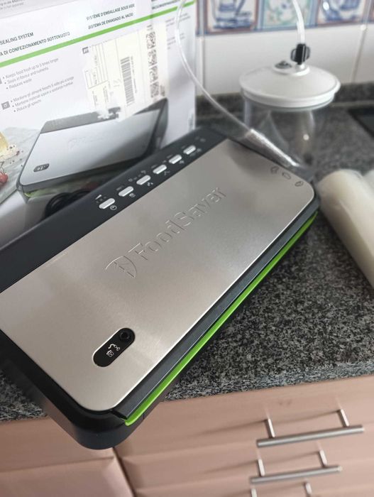 Máquina de selar alimentos a vácuo - FOOD SAVER
