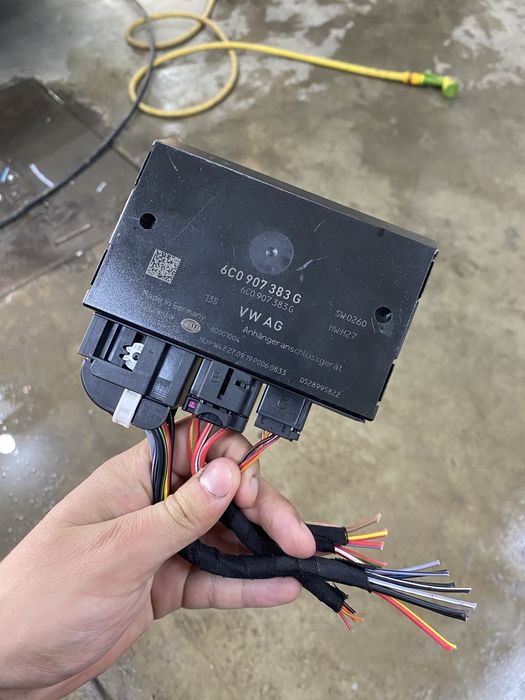 Фаркоп Crafter 2 2016- 7C0 СПАРКА !!прицепне оригінал 7C0803882B