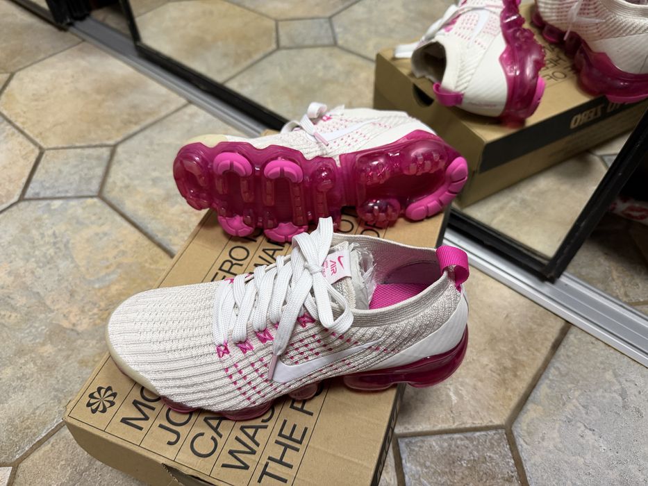 Nike кросівки 37розмір vapormax zoom fly