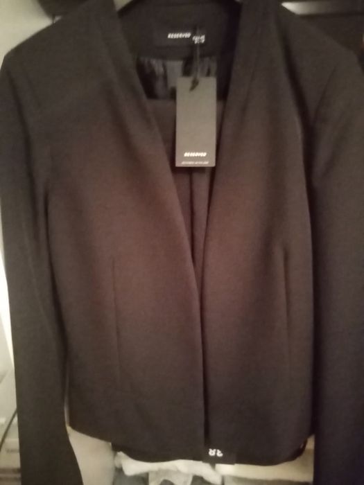 Sprzedam nowy kostium Reserwed