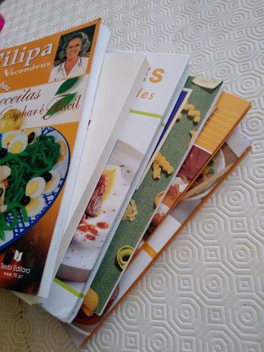 Vários livros de receitas, cozinha tudo 15€