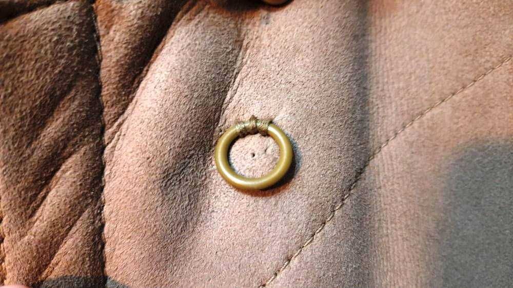 Kożuszek damski z kapturem - beżowy