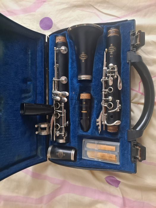 Witam sprzedam klarnet firmy Buffet