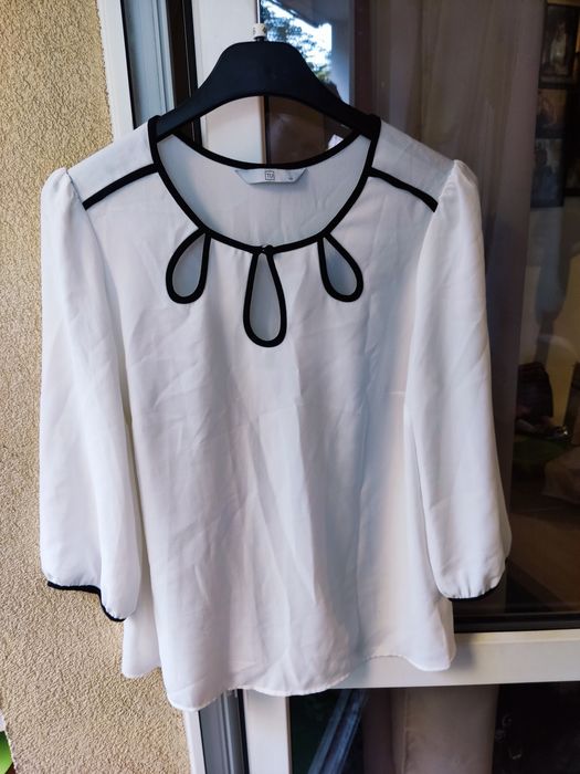 Biała Bluzka Tu M/L