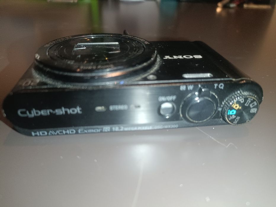 Sony Cyber-shot DSC-WX300 preta. 18,2 Megapixels.