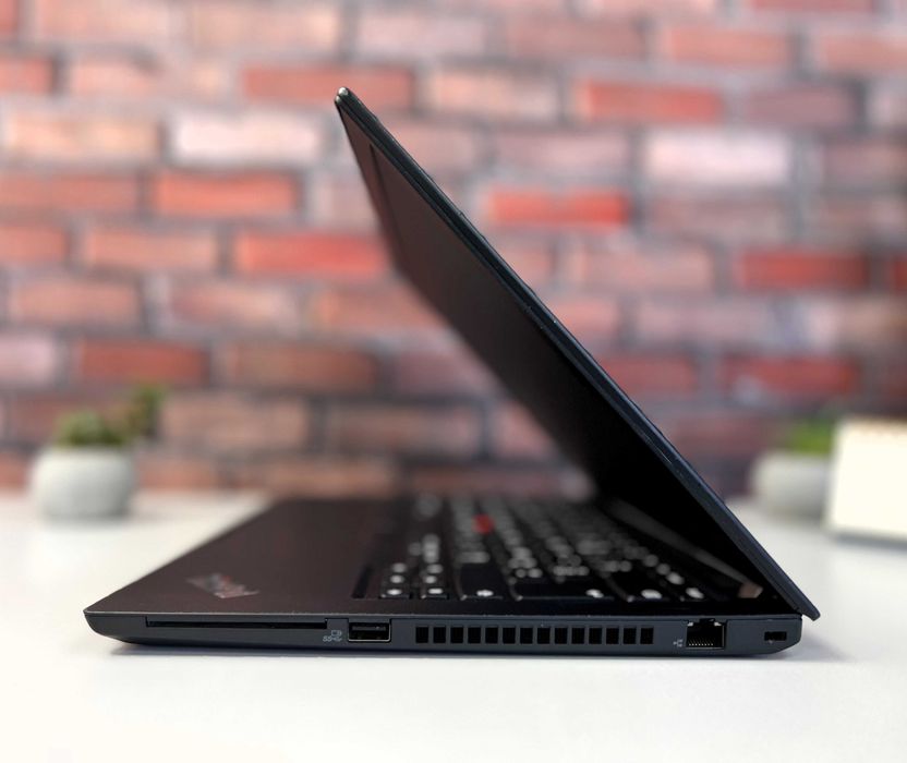 НоутбукLenovo ThinkPad T14 G1·Ryzen 5 4650U·16GB·256GB·14"FHD·Гарантія