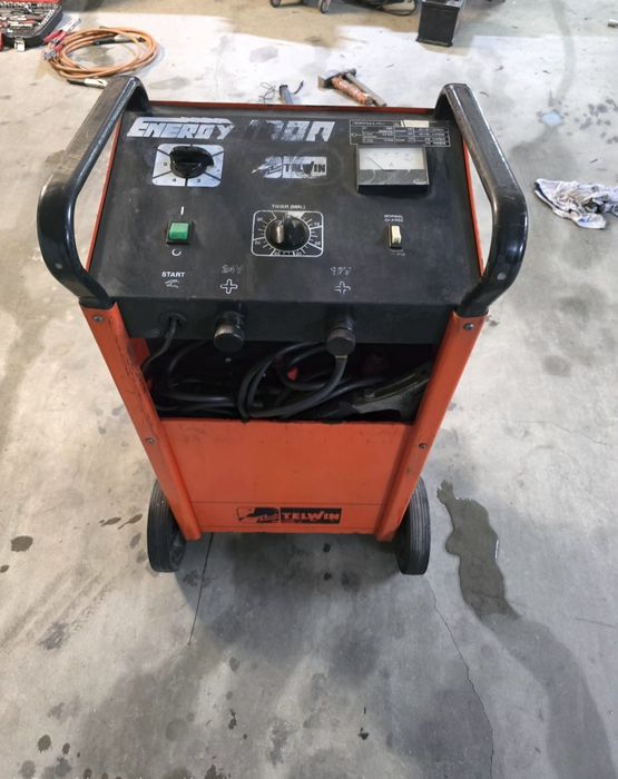 TELWIN ENERGY 1000 START booster carregador
Carregador de bat