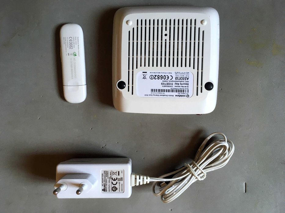 Vodafone Mobile Broadband Sharing Dock R101