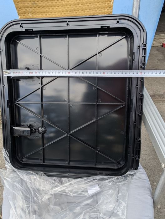 Люк на лодку катер яхту Osculati İtalia 520х465 мм