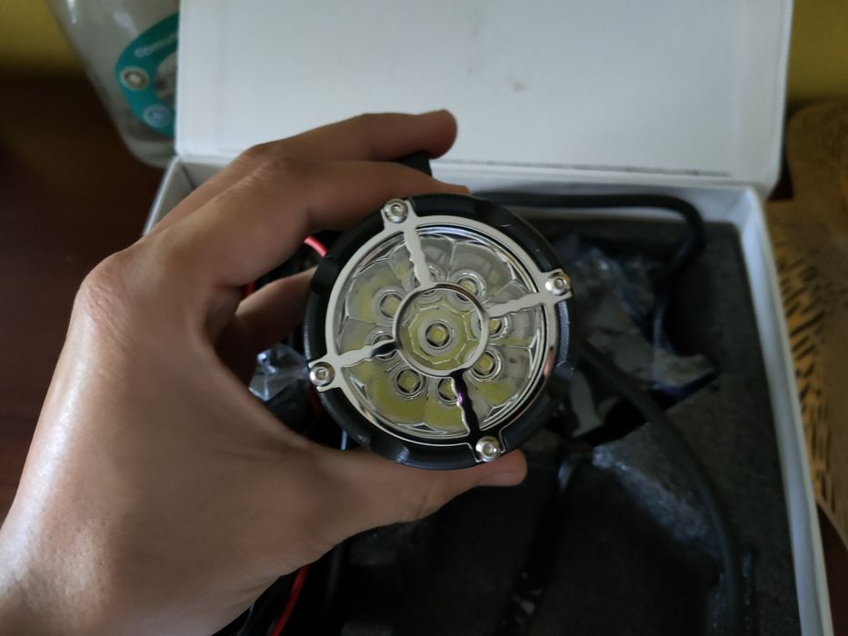 Luzes led frontais para mota