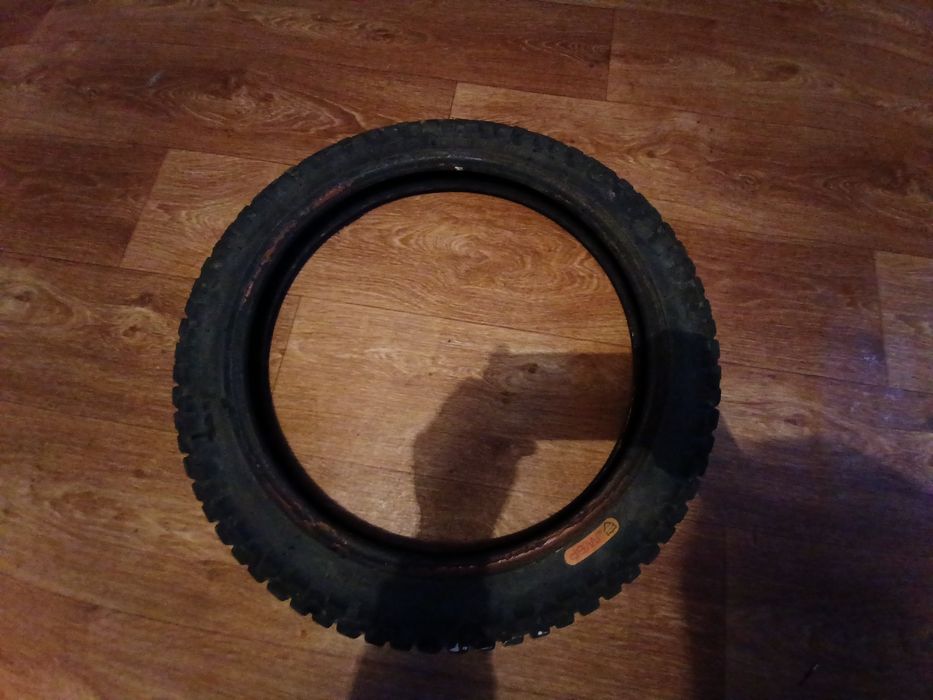 Продам резину та камору  3.00.18