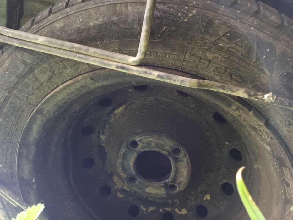 Pneus R14 con llantes