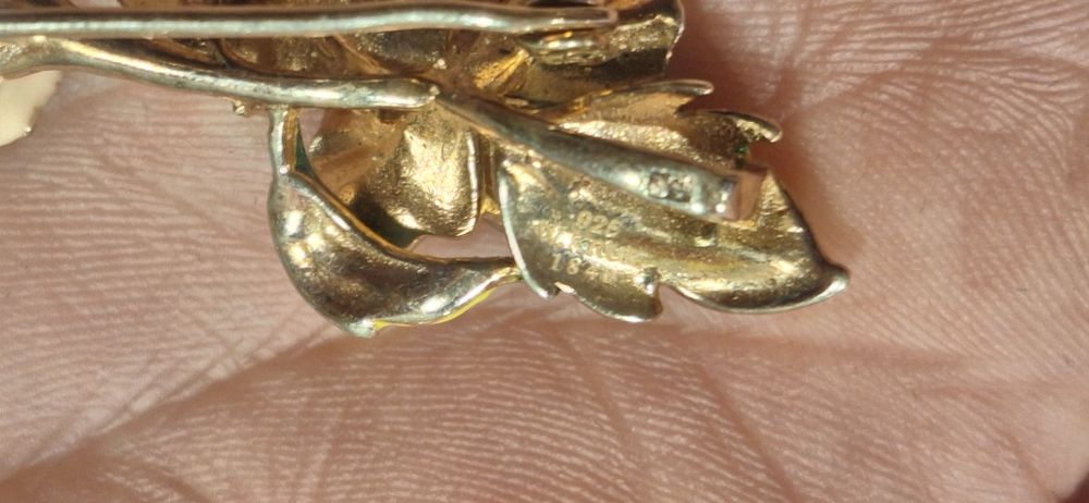 Broszka srebro 925 złocone z emalią W. Kruk