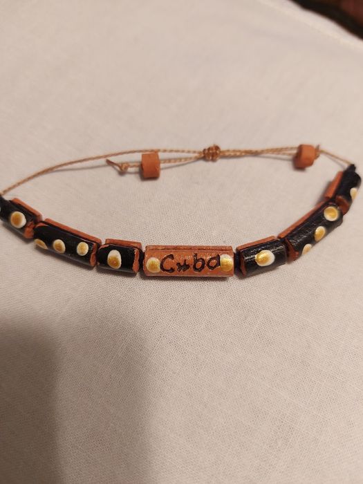 Pulseira de Cuba, ajustável, em Terracota.