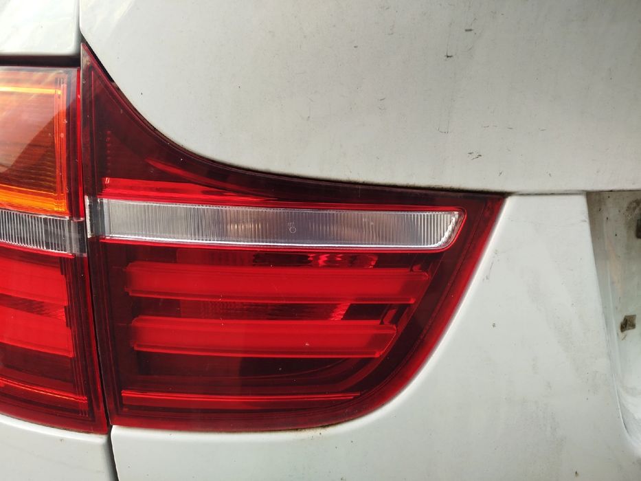 Farolim da mala esquerdo BMW X6 (E71, E72)