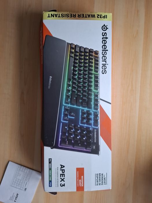 Steelseries Apex 3