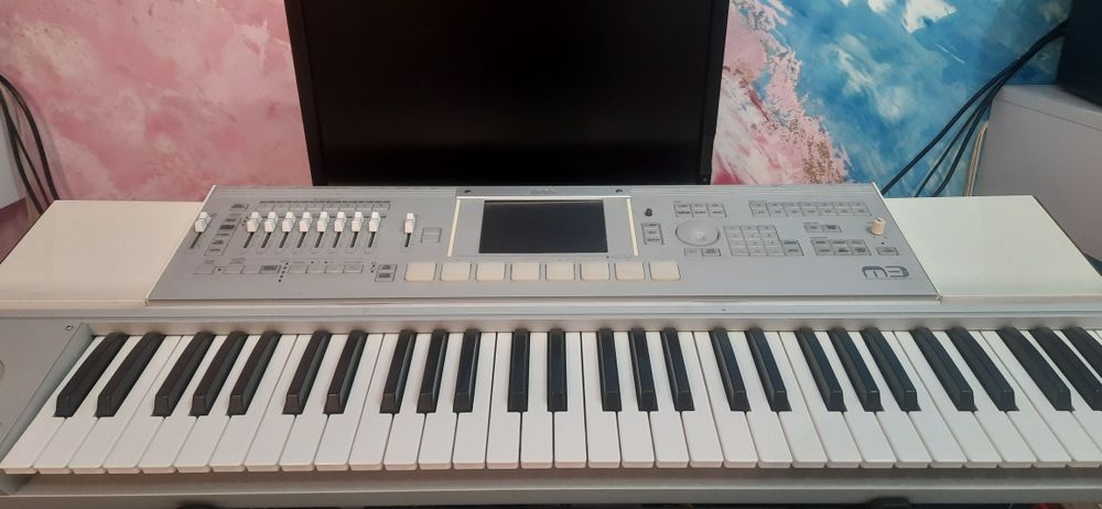 korg m3 - Купить музыкальные инструменты - Цена на OLX.ua