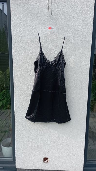 Czarna koszulka nocna H&M