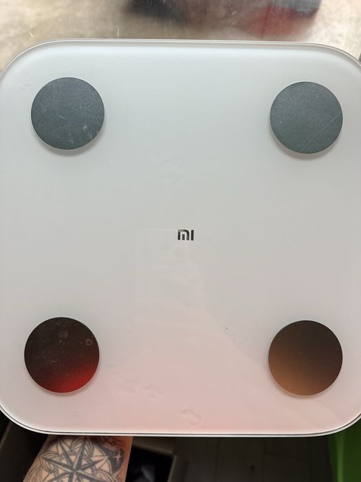 розумні підлогові ваги Xiaomi Mi Body Composition Scale