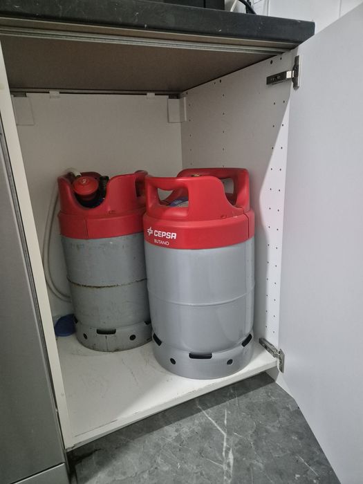 Esquentador com botija incluída