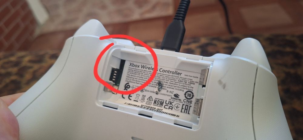 Xbox one 1 tb + 2 comandos