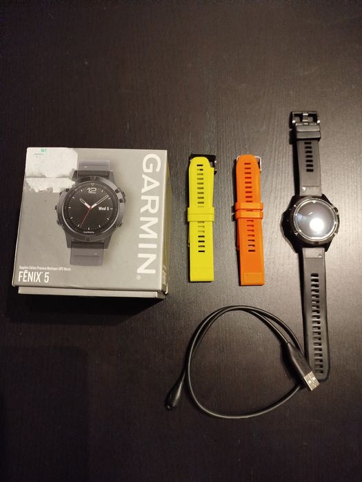 Garmin Fênix 5        .