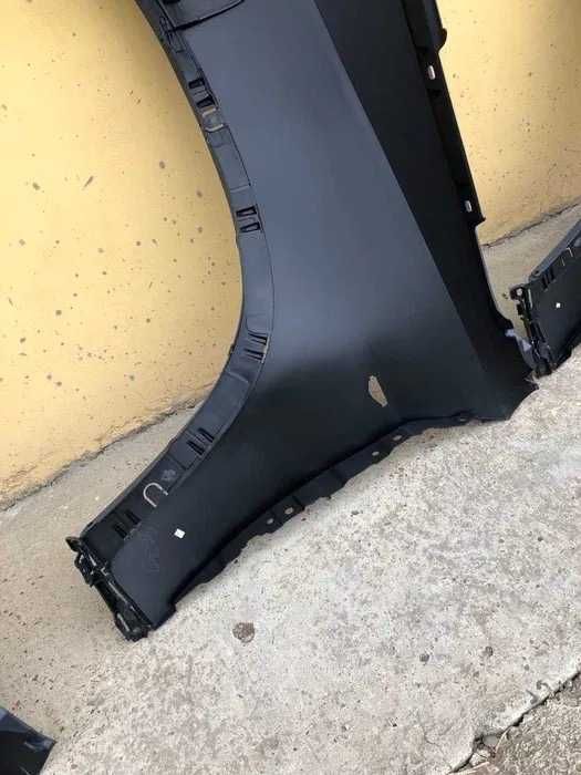 Крылья передние с омывателем и без BMW X5 E70 LCI 2010-2013год.