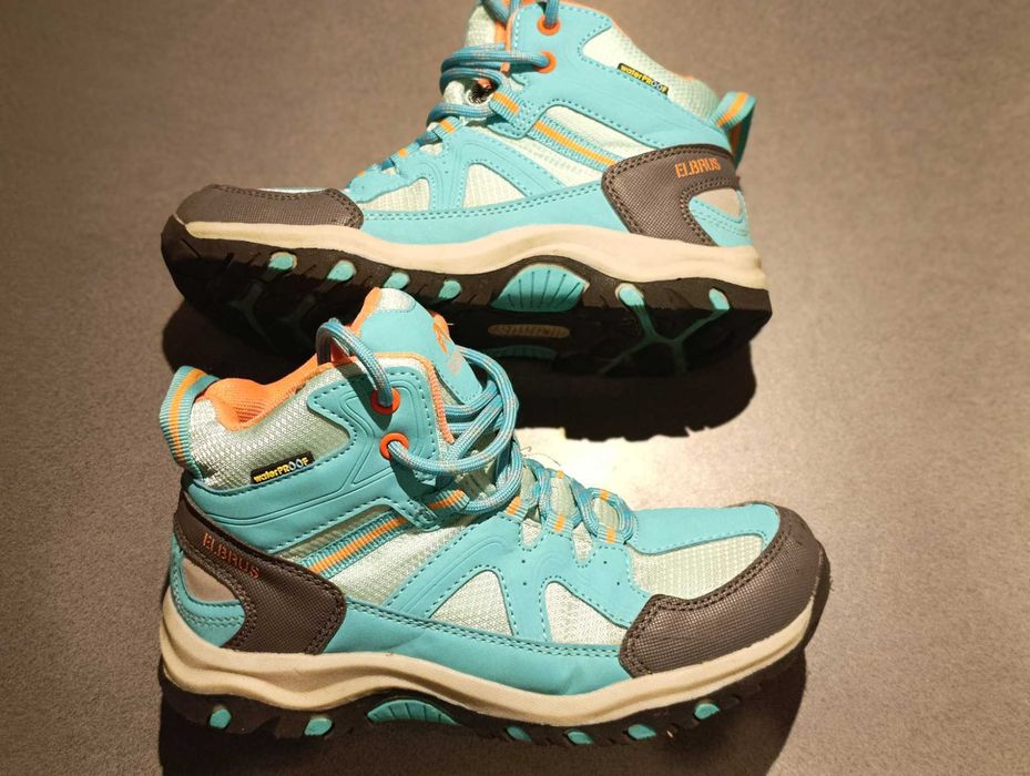 Buty Elbrus r.33 waterproof