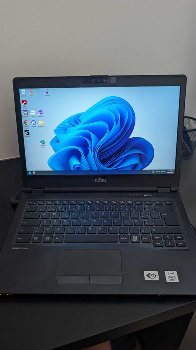 Fujitsu LIFEBOOK U741 i5-10310U 16GB RAM SSD 256GB