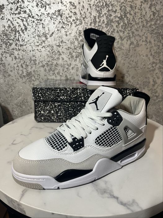 Nike Jordan 4 Military Black 40