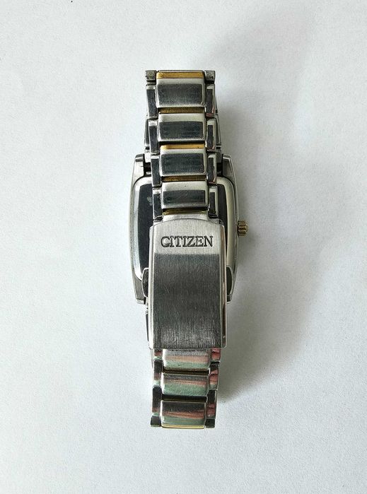 Citizen Solar Classic Sapphire model EP5790-59A zegarek damski