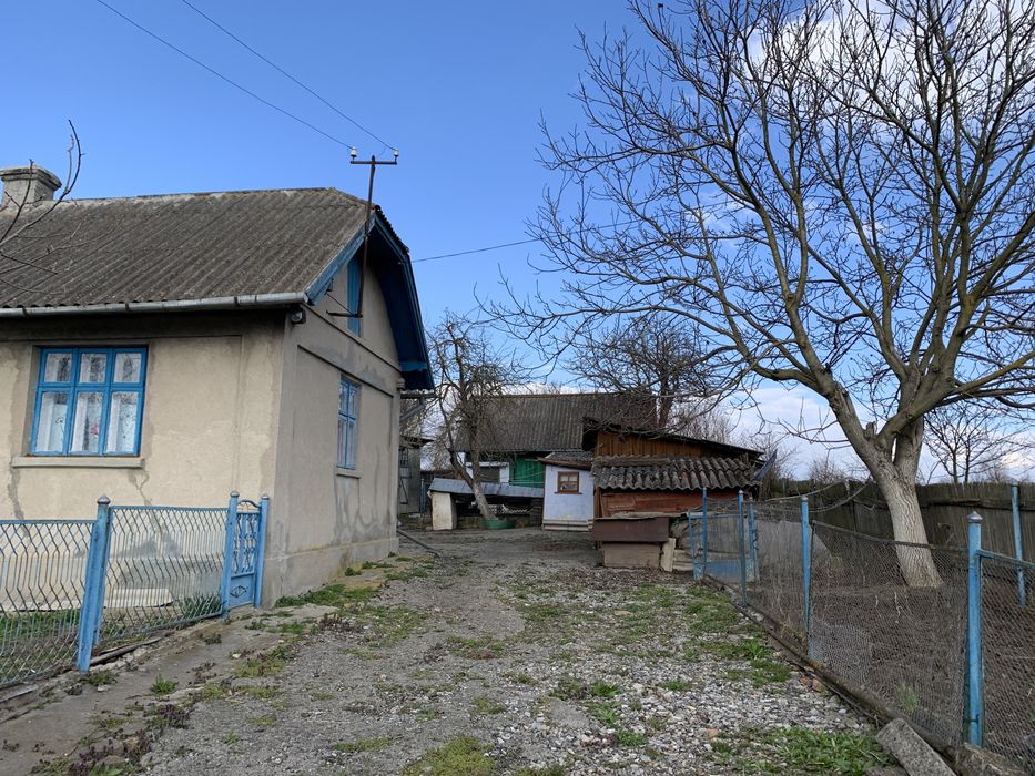 Будинок 32 м² + газ, літня кухня, 27 соток - Пробіжна