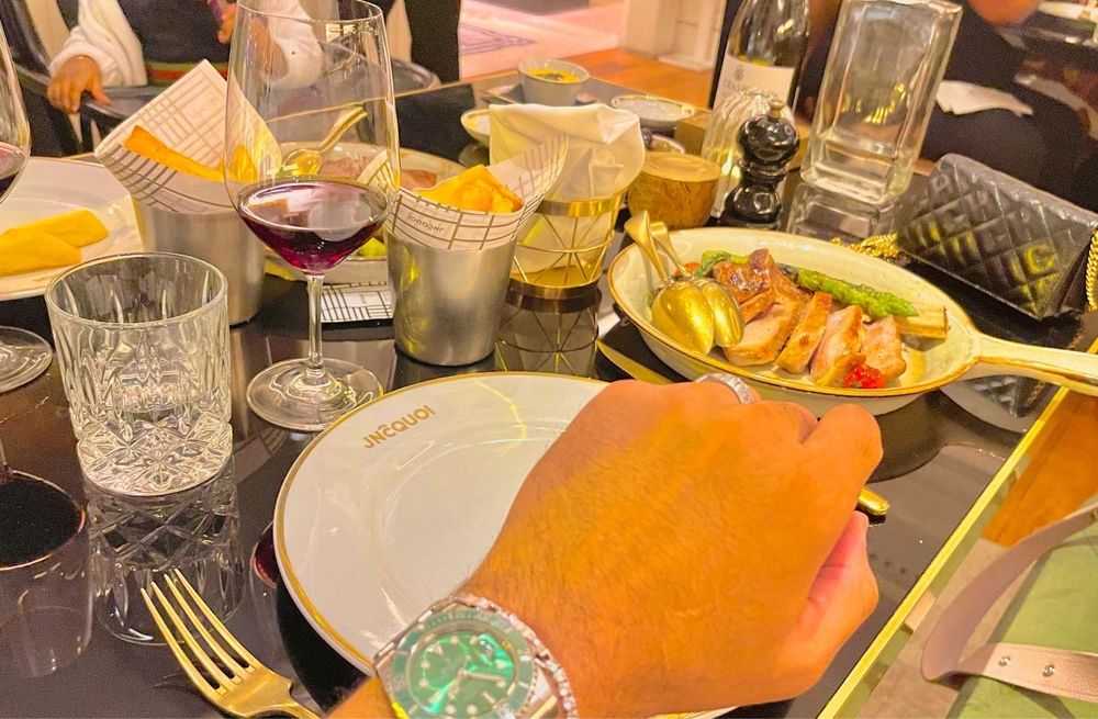 ROLEX Submariner Date Hulk: Aço Oystersteel