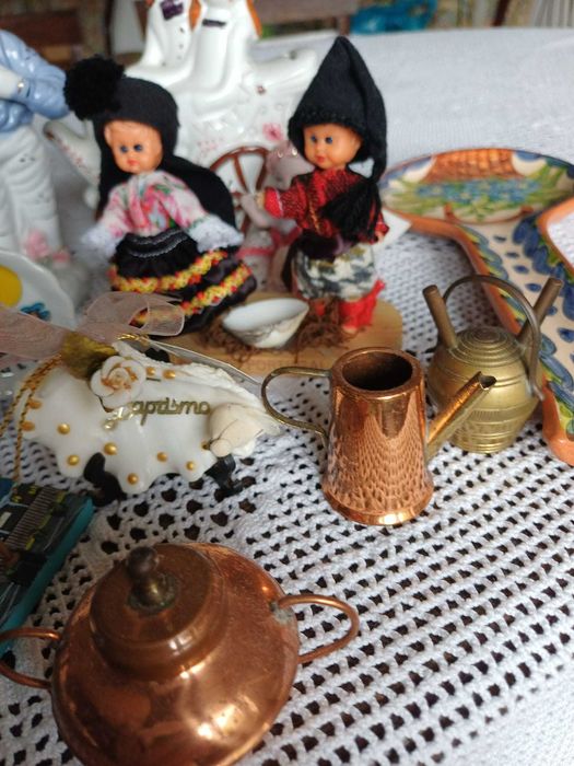 Peças decorativas diversas