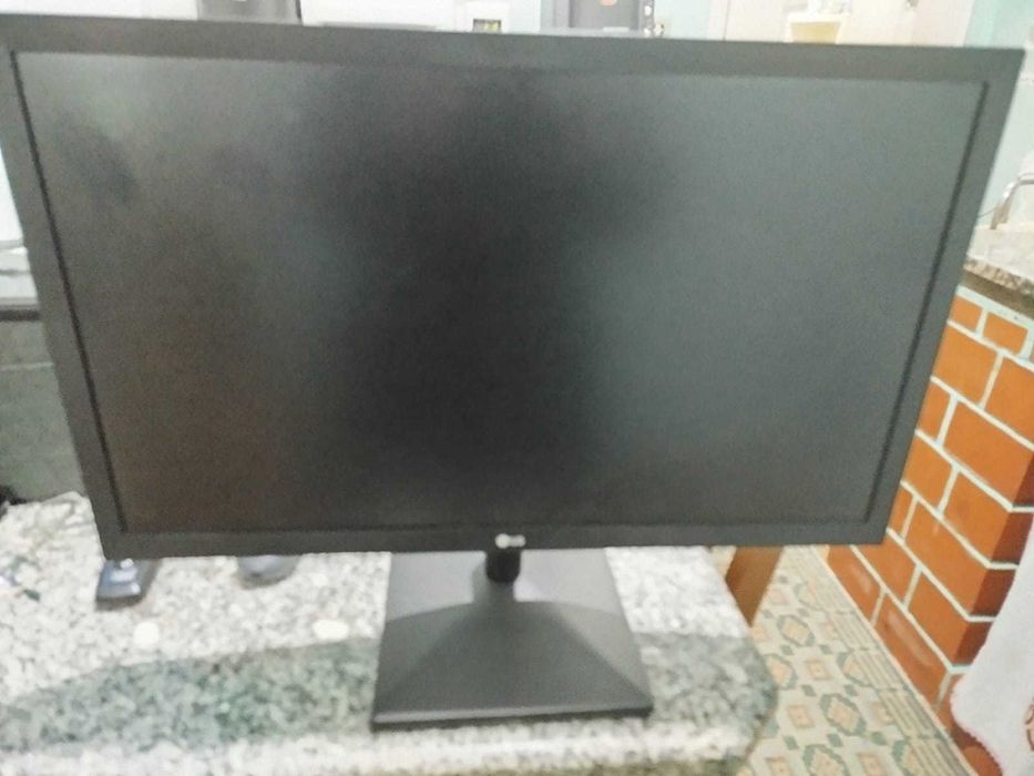Monitores de computador64564413875843122
