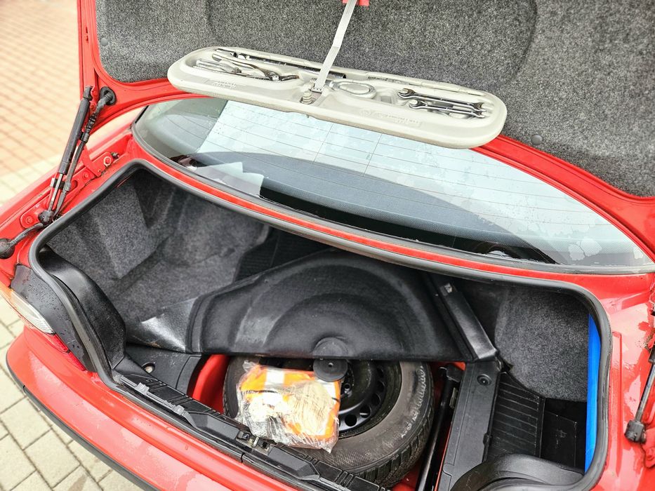 BMW 320i e36 1994 Sedan M52B20 150KM hellrot