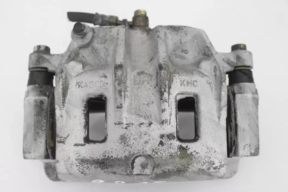 PINÇA TRAVÃO FRONTAL DIREITA KIA SORENTO I 2006 -AD08410180