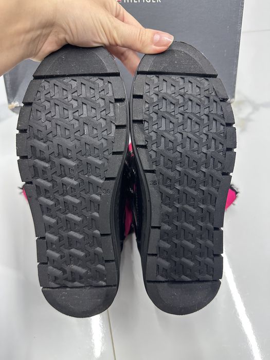 Дутіки зимові Tommy Hilfiger