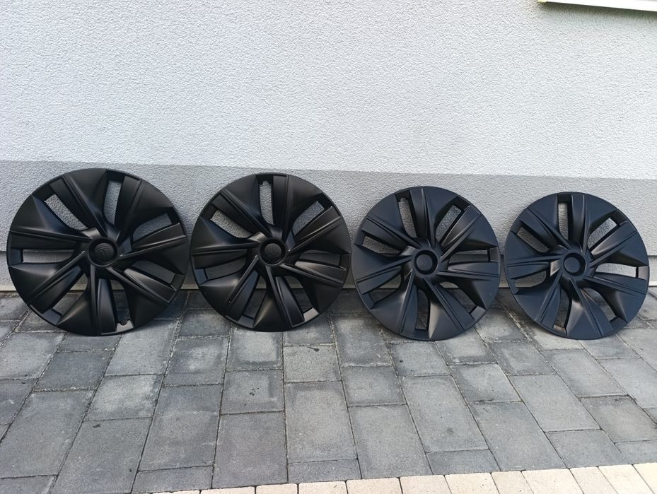 ковпаки tesla model Y R19 ідеал