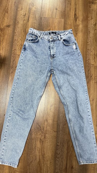 Джинси жіночі моми