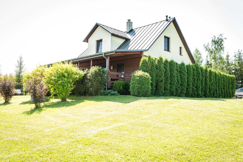 Dom z prywatną plażą mazury nad jeziorem wypoczynek