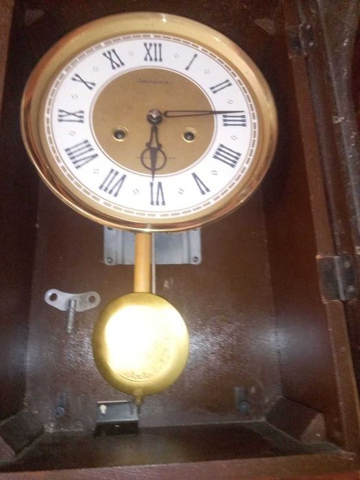 Настінний годинник «Янтар». ОЧЗ часы настенные с боем