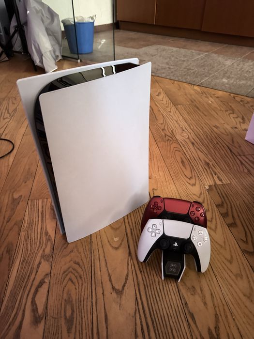 Playstation 5 Digital Edition 1TB  + 2 контроллера