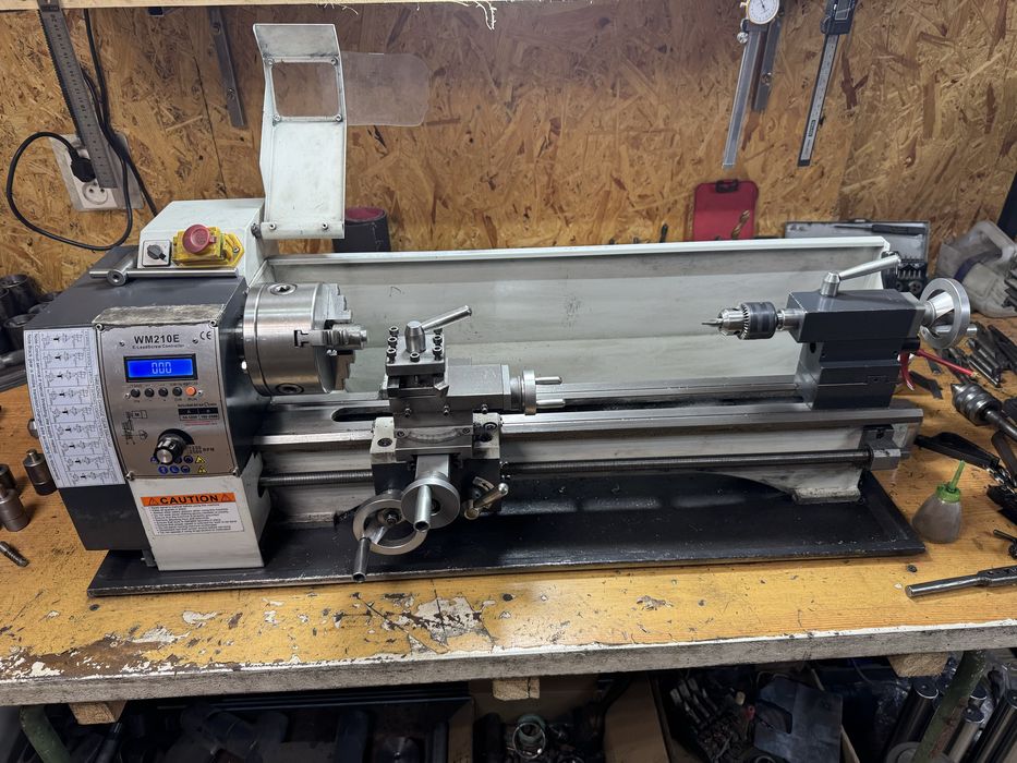 Токарний верстат ARDOTECH WM210Е*600мм, 1100W (вал 14 мм) ТВ