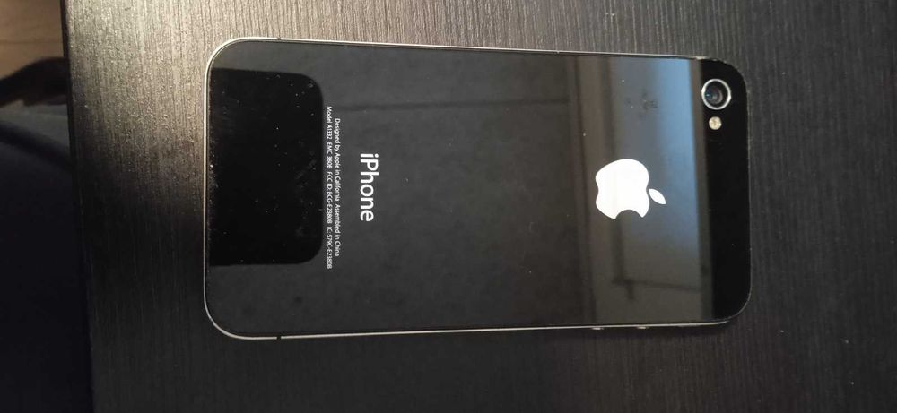 Продам iphone робочі та на запчастини