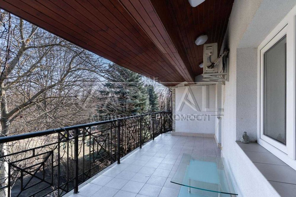 Оренда Таунхаус 170м2 котеджне містечко біля озера КОЗИН