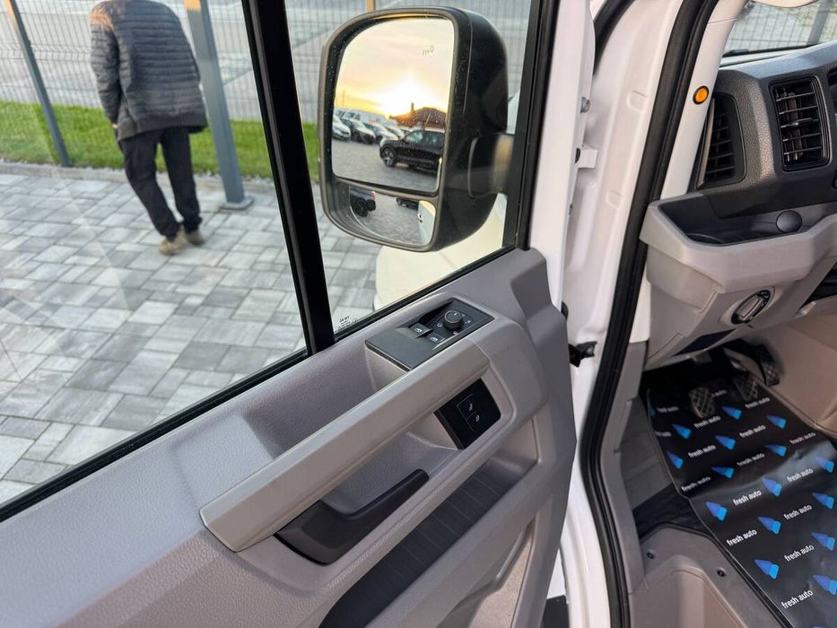Volkswagen Crafter 2021 freshauto