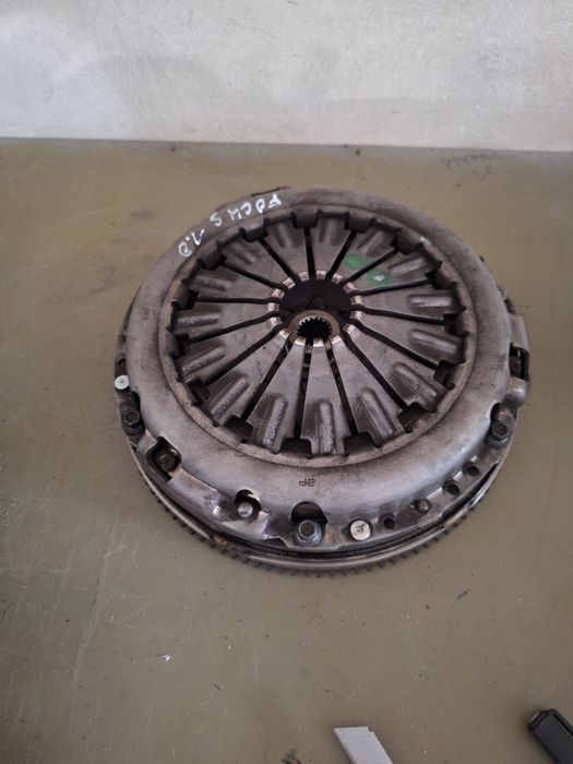 Sprzęgło koło dwumasowe Ford Focus MK3 1.0 Ecoboost